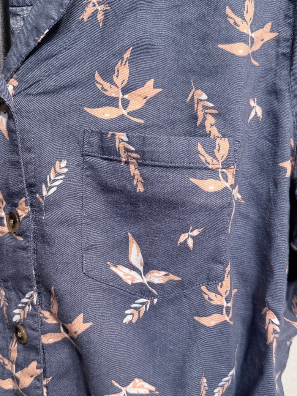 Kuhl Elsie Short Sleeve Nature Pattern Tie Front Button Down Shirt - Women's XL - Picture 5 of 5